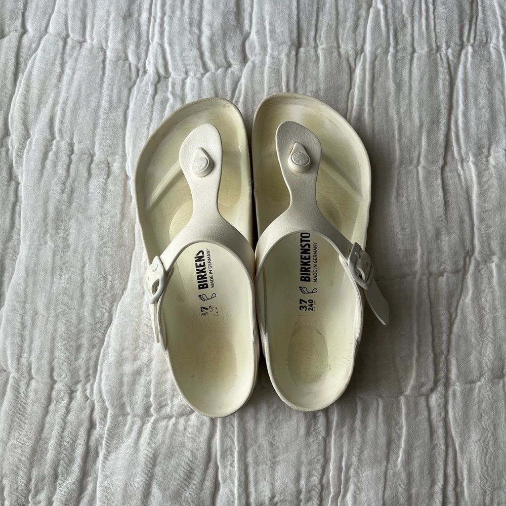 Birkenstock gizeh essentials eva white sandals